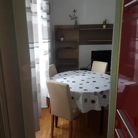 Apartment Jazine Zadar